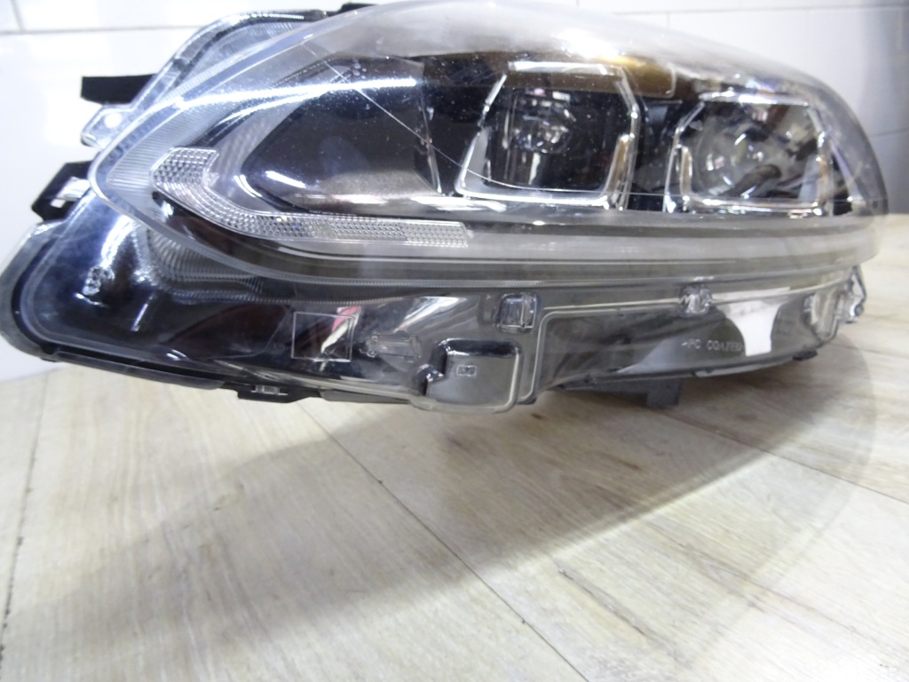 Фара левая ford kuga mk3 full led lv4b-13e017-al с Разборки