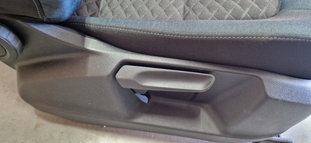 фото №5, Сидіння заднє сидіння vw golf sportsvan jak nowe підігрів оригінал