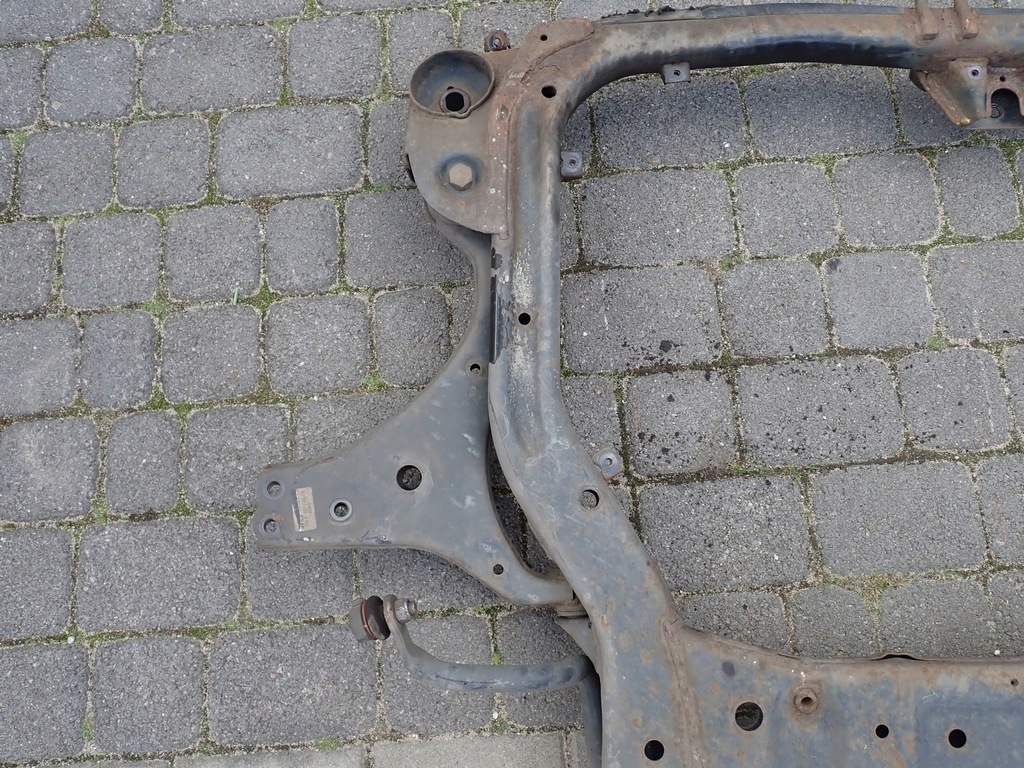 фото №13, Підрамник підрамник поперечина hyundai i30 i lift 1.6 b 11r 62405-2l000
