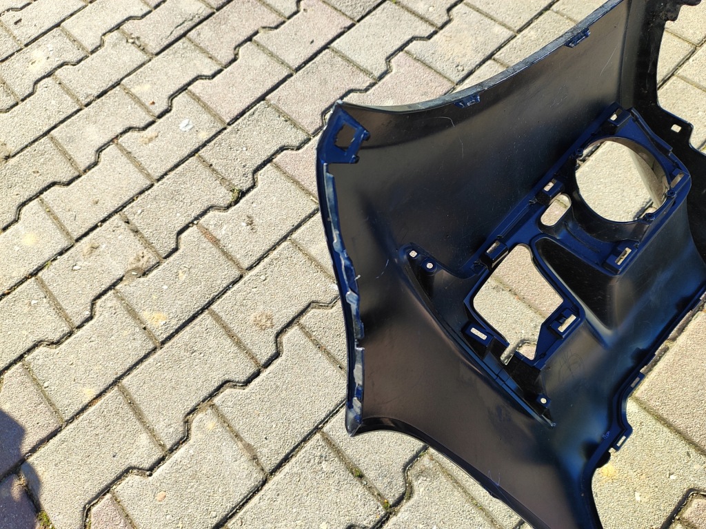 Купити Бампер передні  передній toyota yaris gr iv 4