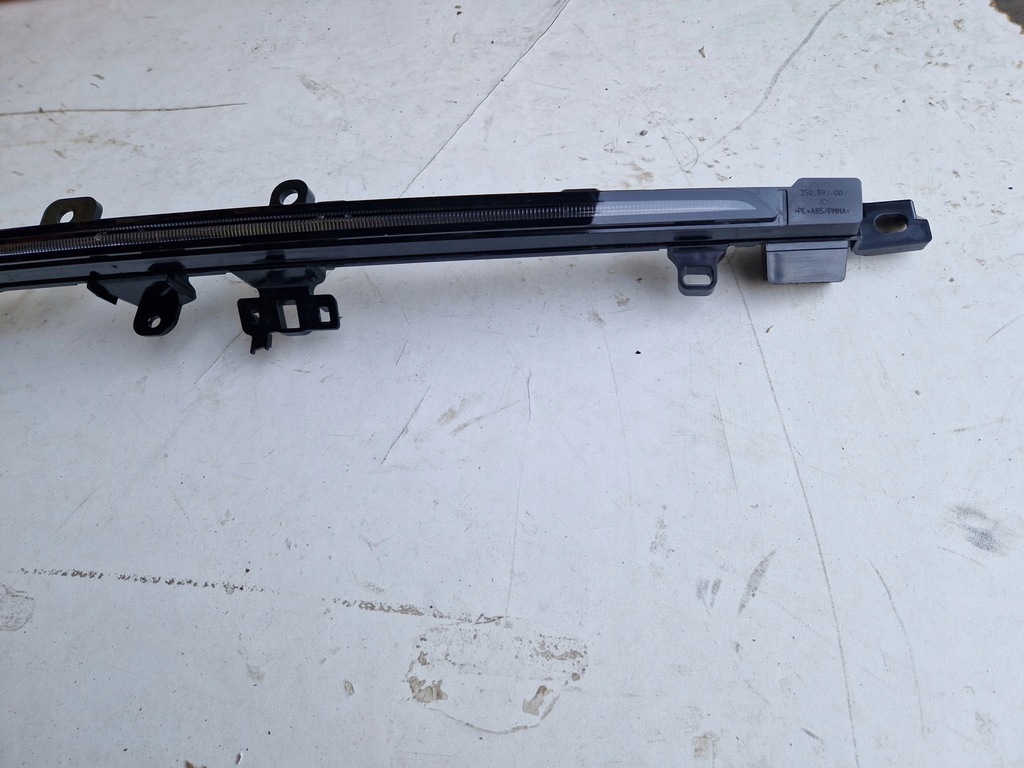 фото №4, Лампа третій світло стоп volvo c40