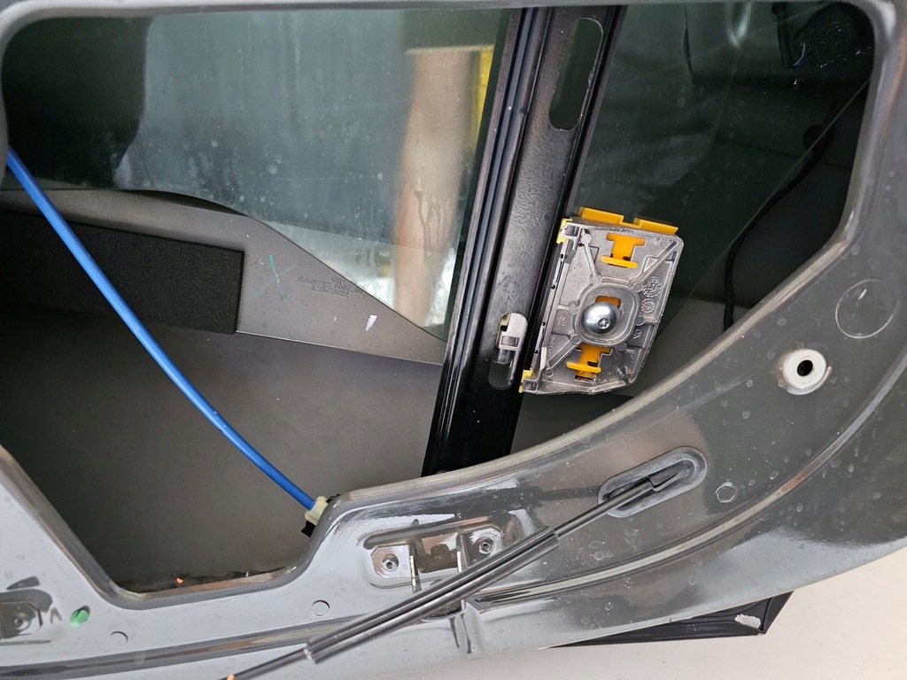 фото №10, Ferrari sf90 f173 stradale двері праве