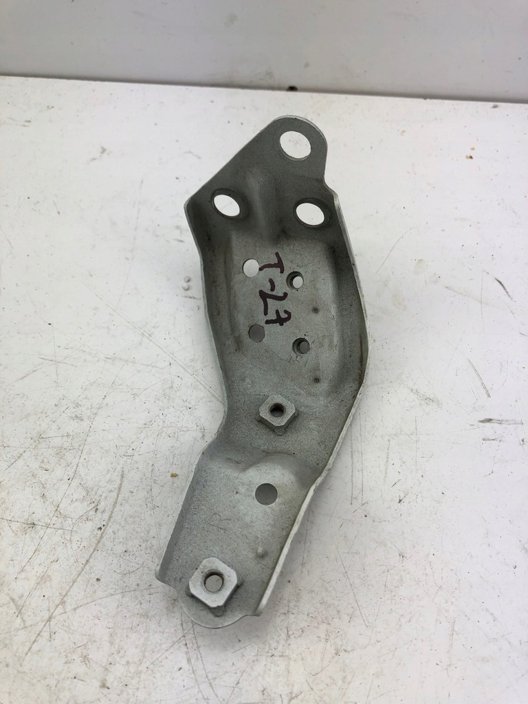 фото №1, Toyota avensis t27 підкрилок кронштейн крила