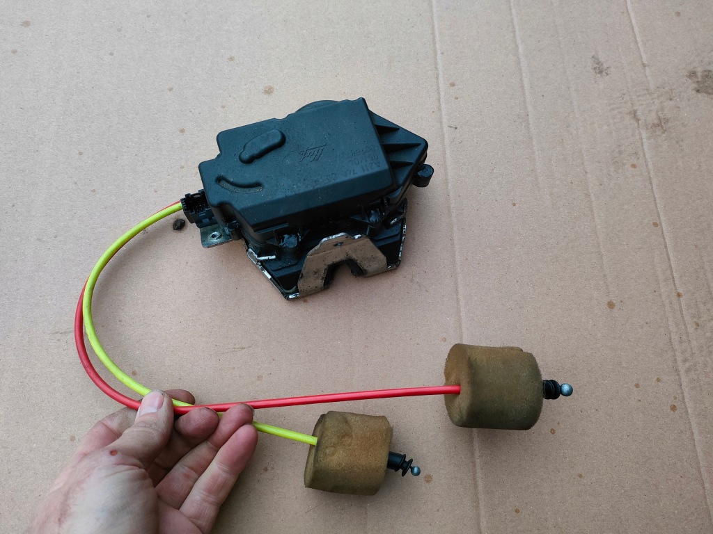 Купить Замок крышки задний a2117400036 mercedes w211 универсал