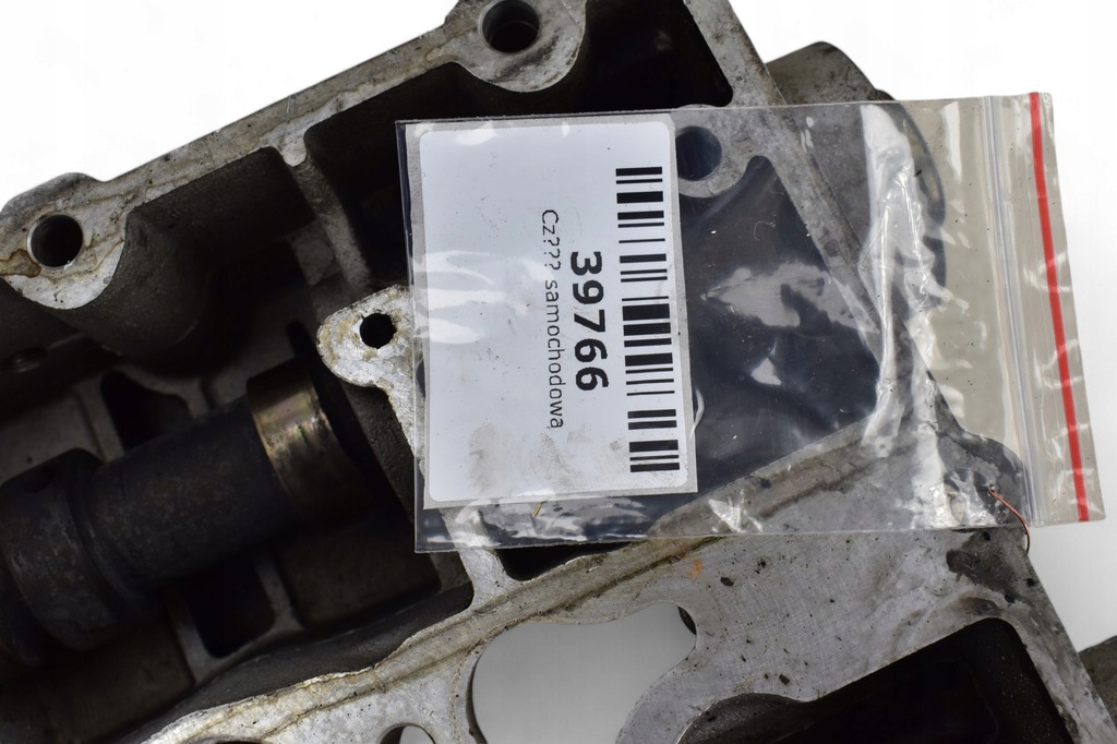 фото №11, Кришка клапанів вали chrysler voyager iv 2.8 crd 90132393f