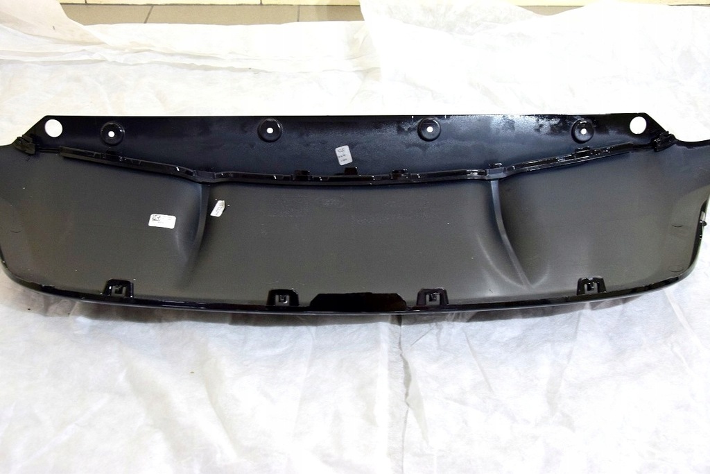 фото №12, Range rover evoque 19-r. задній спойлер задня дифузор