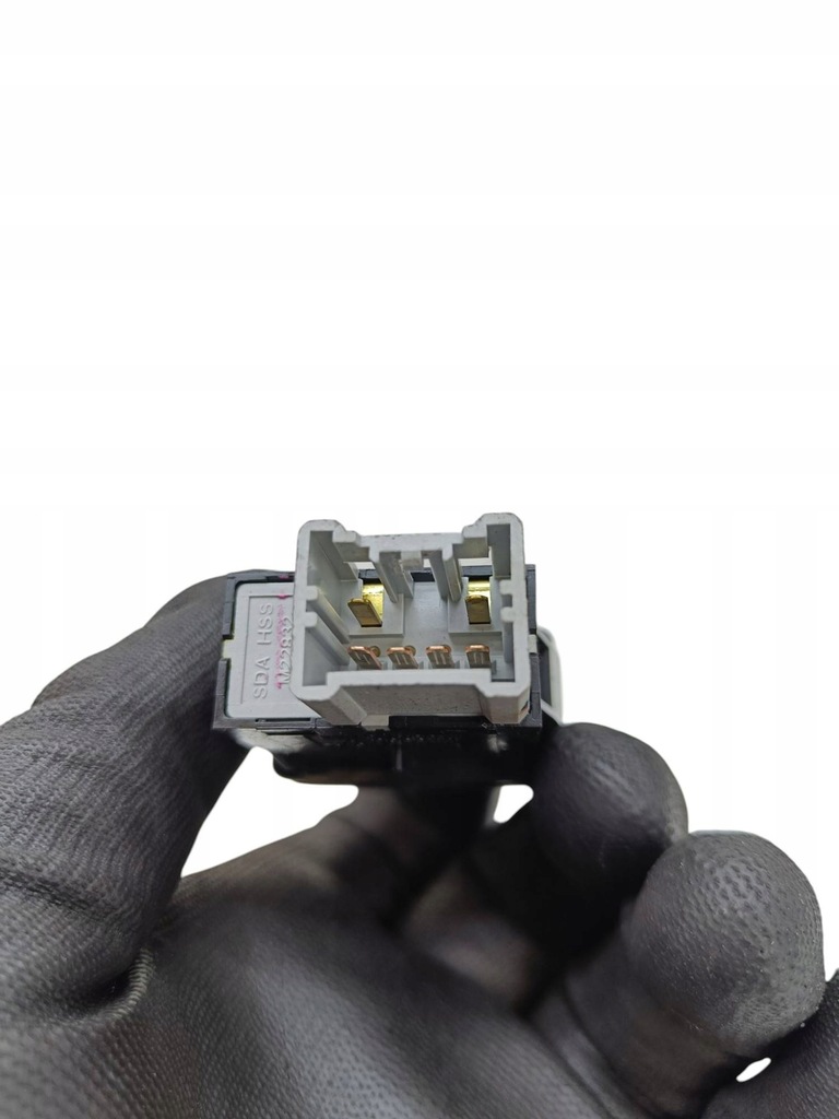 фото №8, Honda fr-v 2008 перемикачі підігрів сидінь