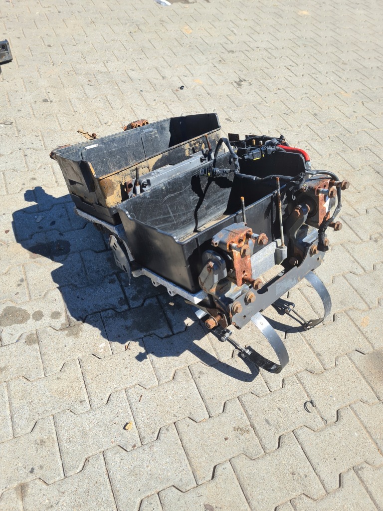 фото №1, Коробка акумуляторів volvo fh 13 fh 4 fm fmx renault gama t range задня