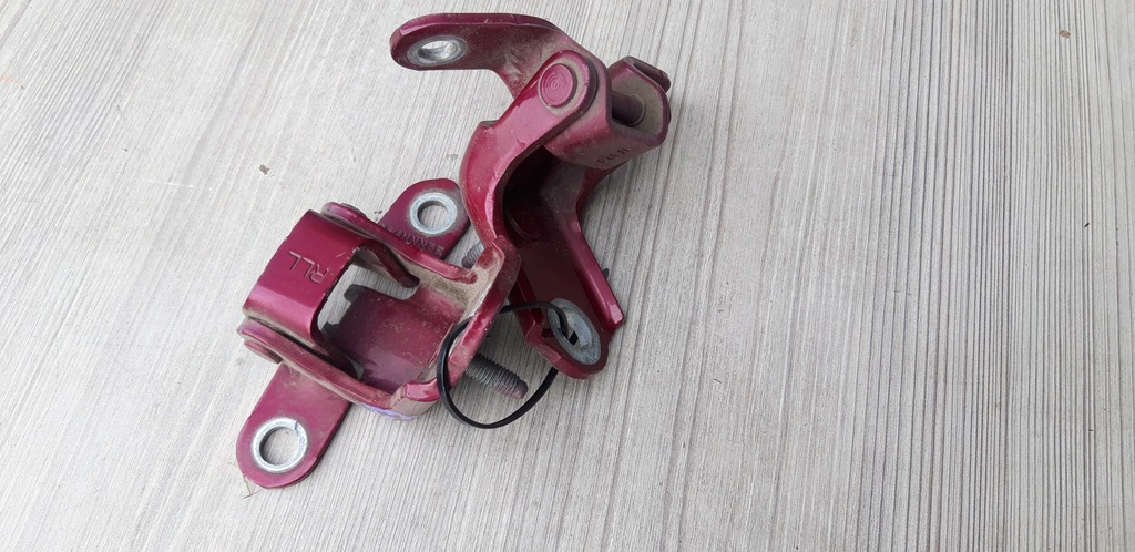 фото №1, Петля петли дверь левый задняя ford fiesta mk7 m9 247fin8e