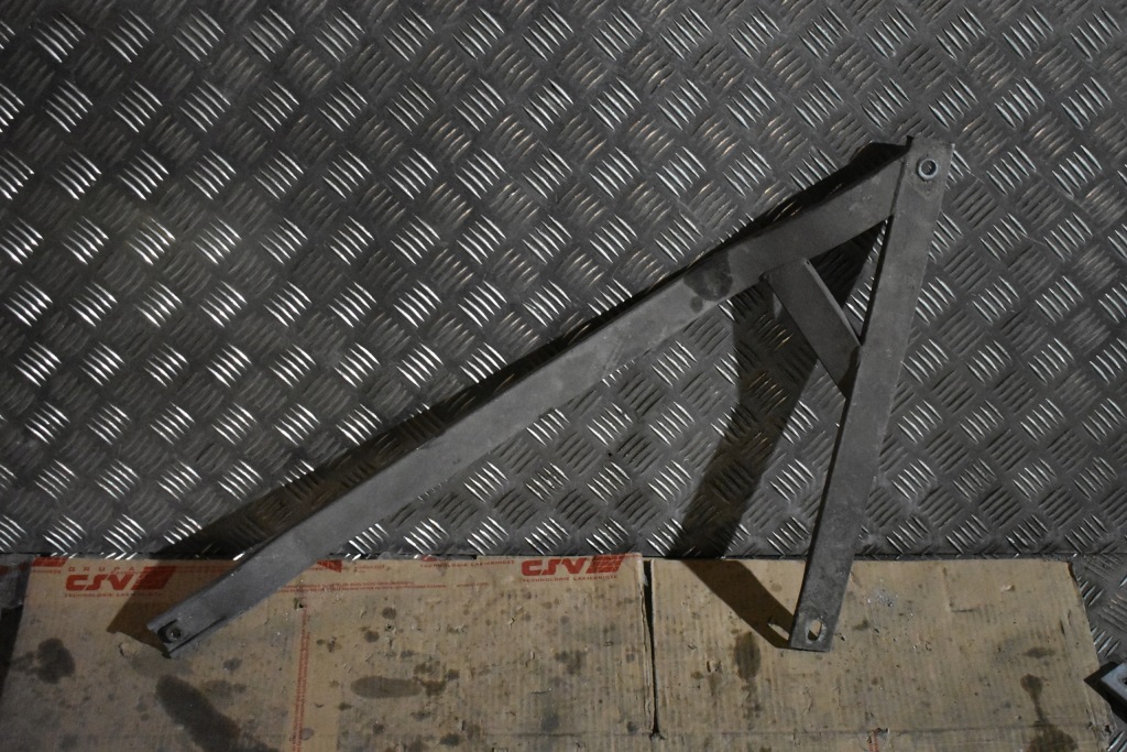 Купити Idealna розпірка задня ліва mercedes w118 w177 1