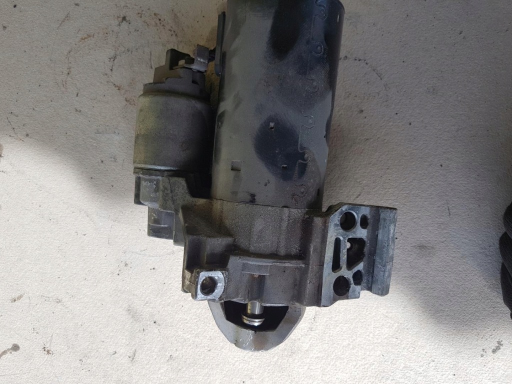 Стартер 2.0d bmw f20 12418515795 Доставка