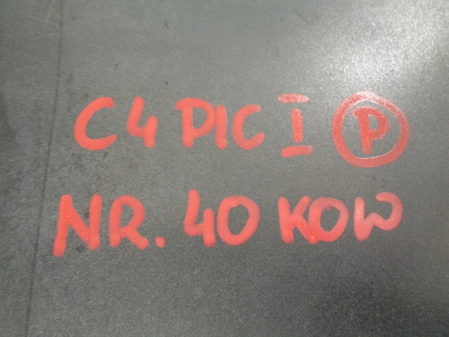 фото №16, Citroen c4 picasso крила правий передній kdkd