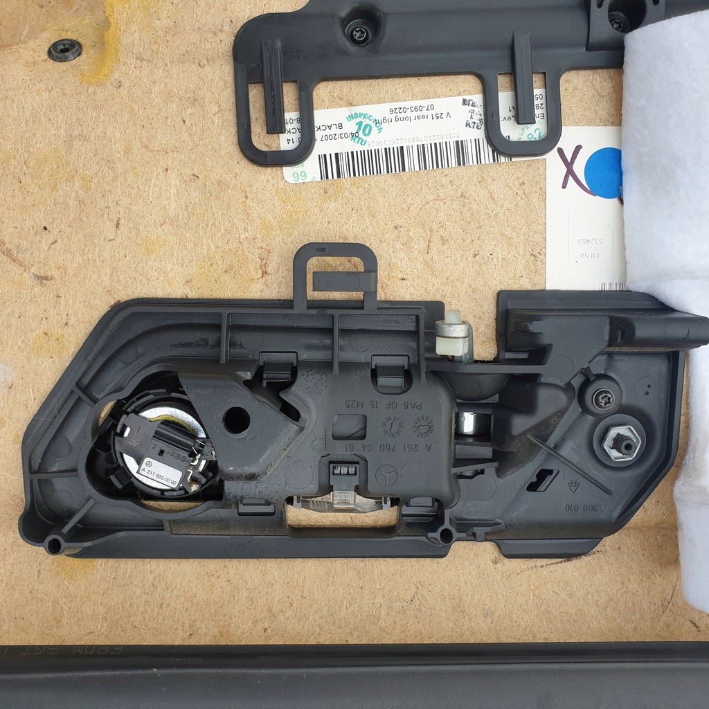 фото №15, Обшивка обивка дверь правый задняя mercedes r w251 long оригинальный номер eu