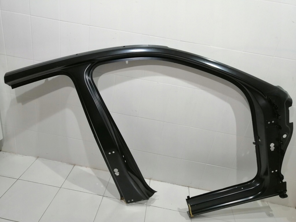 Купить Порог стойку правый  перед передний audi q3 2 83a новый оригинал