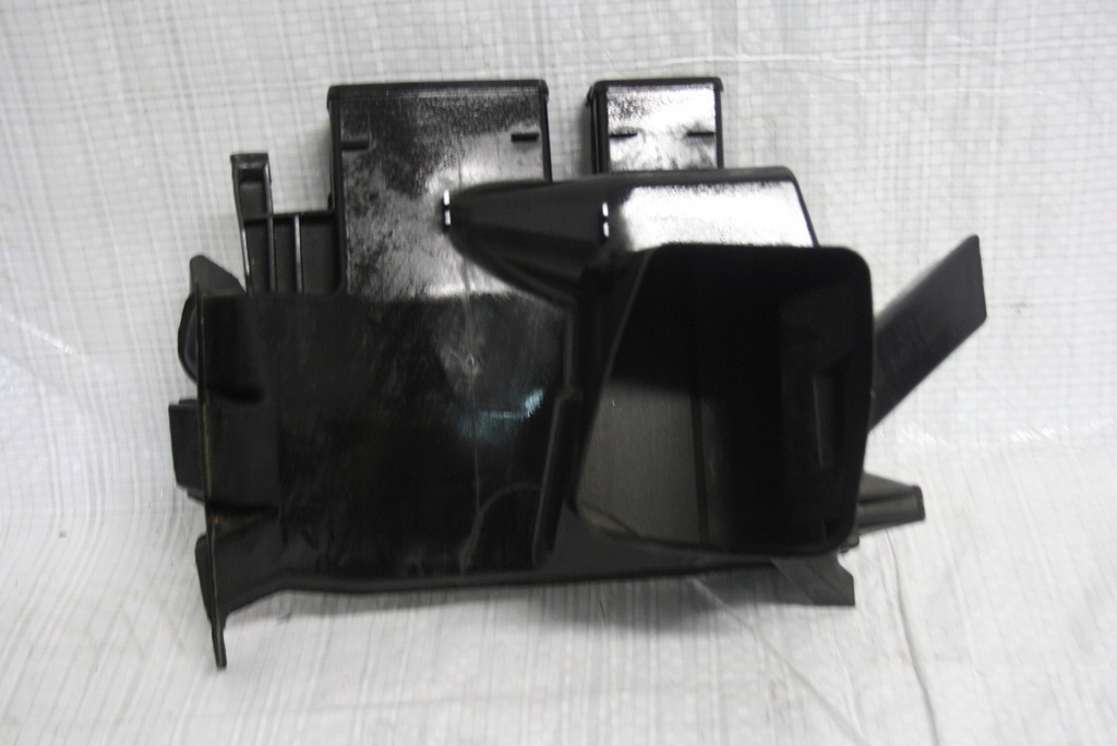 фото №4, Канал впуска воздуха vw passat 3b1819151b