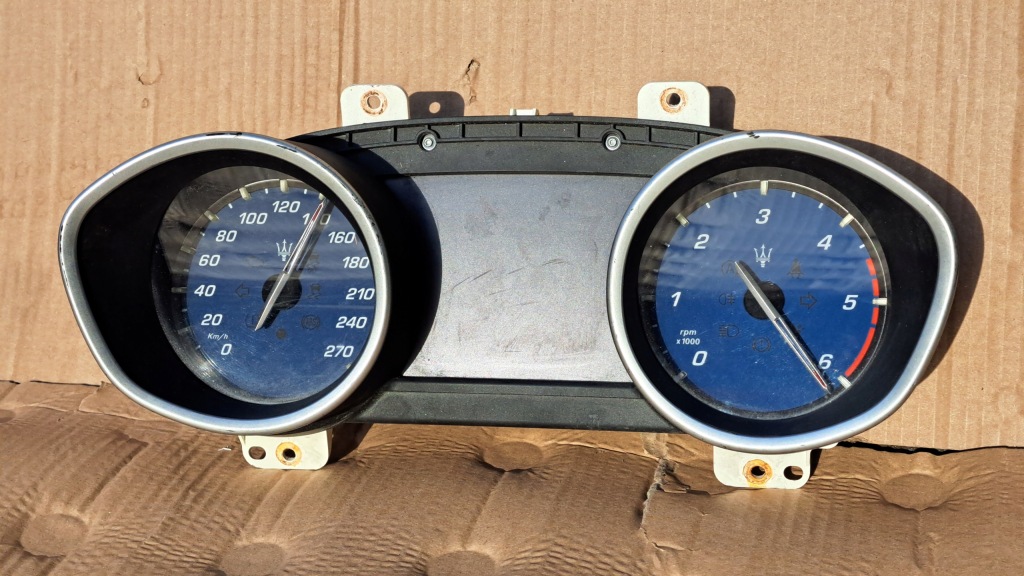 фото №1, Maserati ghibli - счетчик приборы eu 3.0 d