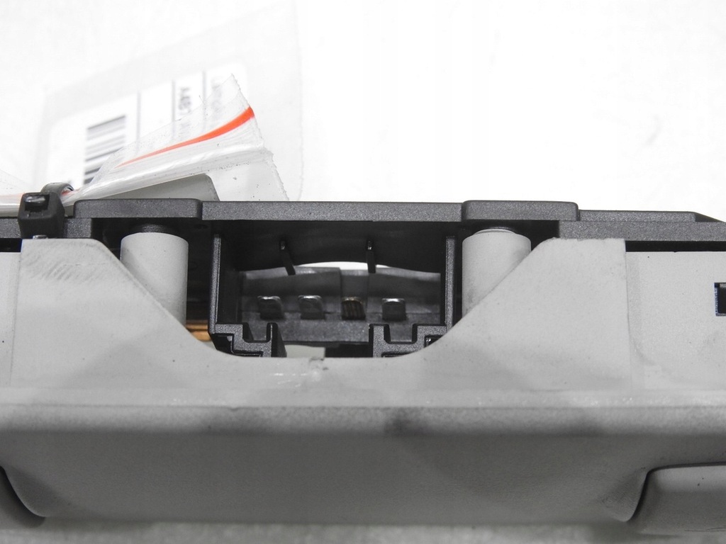 фото №7, Лампа освітлення салону audi a4 b7