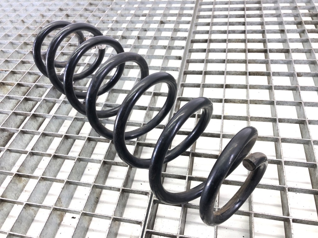 фото №2, Пружина задняя vw t-roc хэтчбек 5q0511121