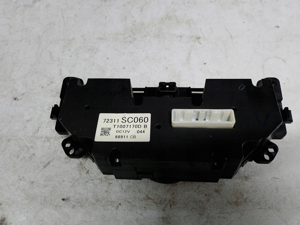 фото №5, Subaru панель кондиціонера 72311sc060 europa