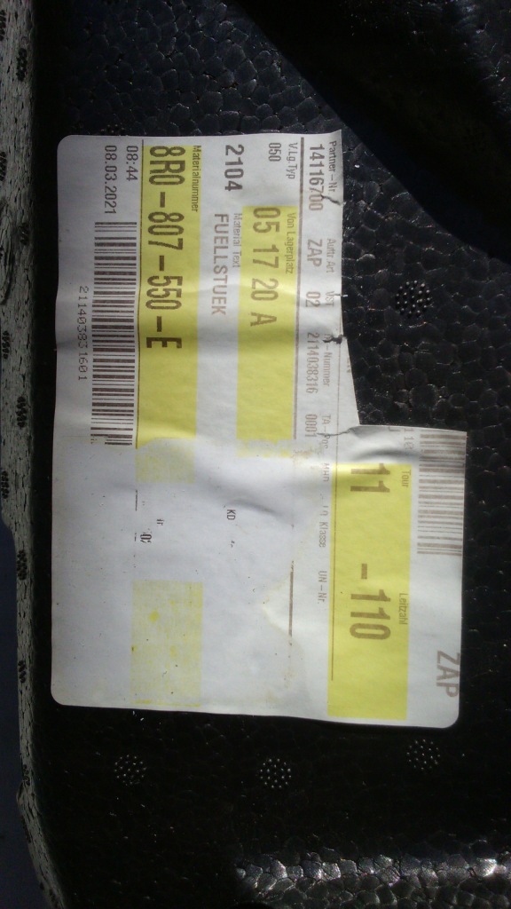 Audi q5 рестайлінг  абсорбер бампера перед 8r0807550e Доставка