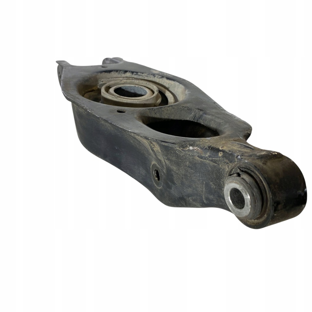 фото №8, Dodge charger 2017 задняя сторона правая рычаги