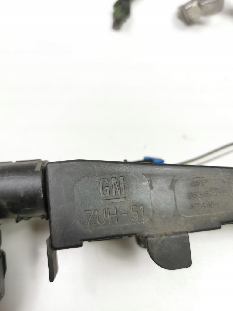 Джгут трубопровід кабель акумулятор opel vectra b 1.8 85kw x18xe1 9135777 Зі Шроту