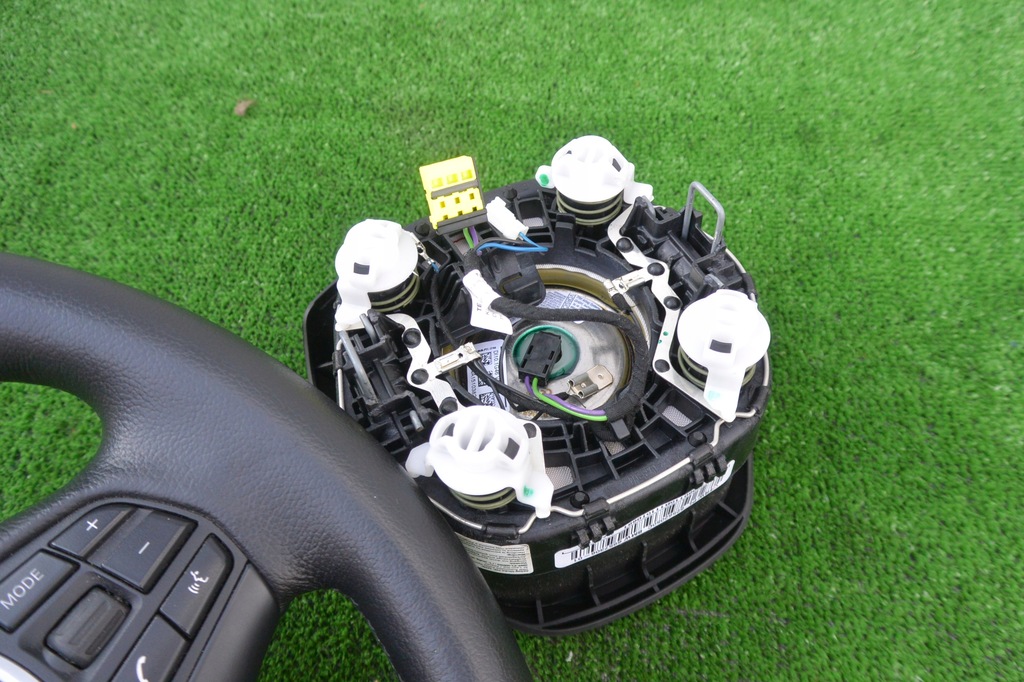 фото №12, Воздуховод подогрев кожа czarna подушка комплект bmw 3-seria f30 f31 f36 f20