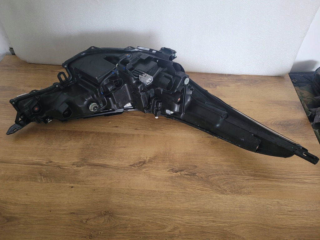 фото №7, Toyota c-hr lift - лампа передняя левая, 81150-f4180-00