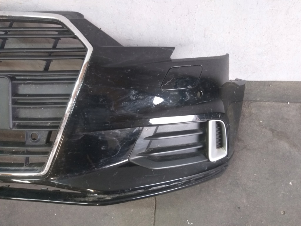Бампер перед audi a3 sedan рестайлінг  16- 8v5 Зі Шроту