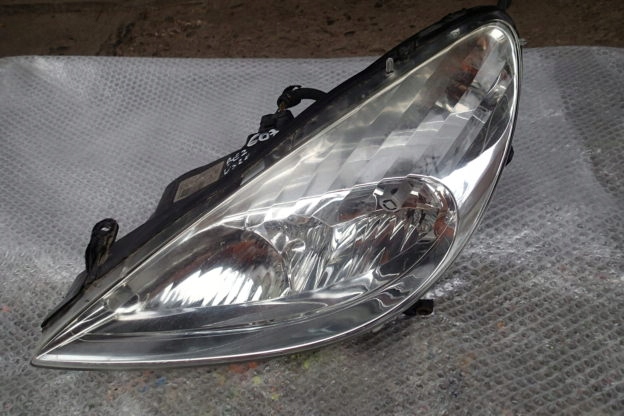 фото №1, Peugeot 607 лампа передня права ліва ксенон europa