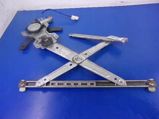 фото №1, Hyundai matrix i подъемник стекло перед правый elekt