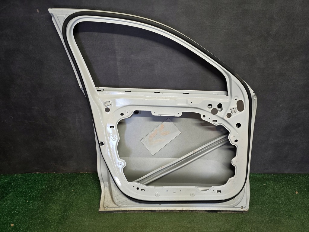 фото №5, Дверь левая перед volvo xc40 ii