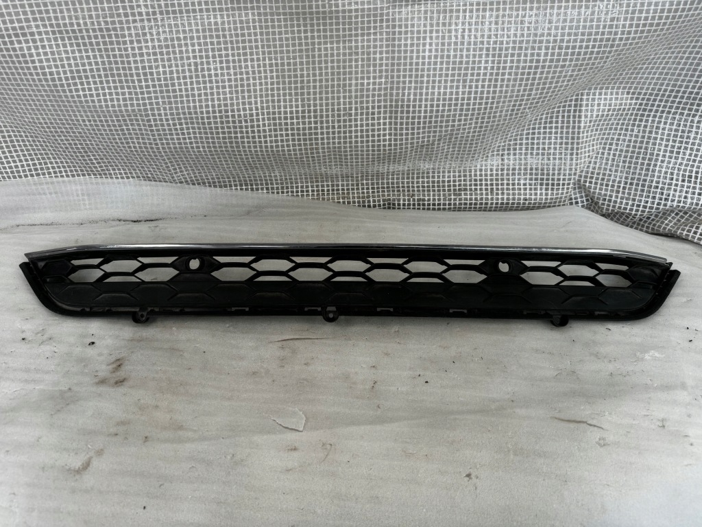 фото №1, Vw tiguan 5na 15- решётка бампера