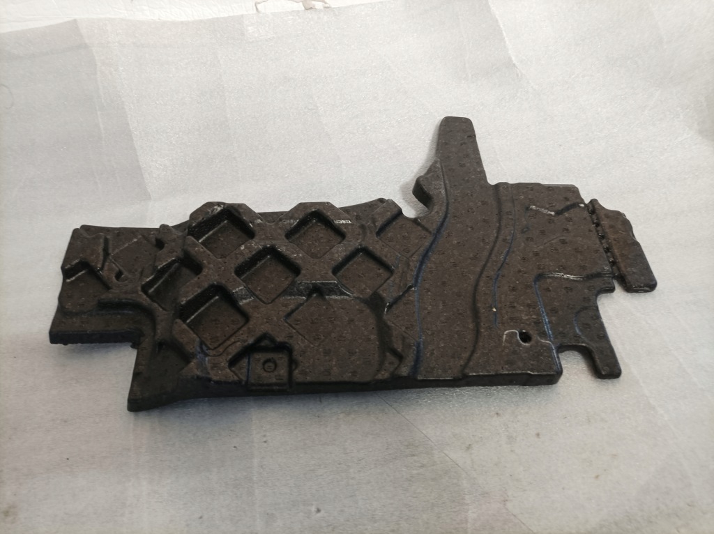 фото №1, Bmw x7 g07 шумоизоляция пол левый перед 7434323