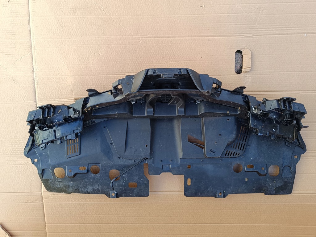 фото №2, Renault clio iv решётка радиатора