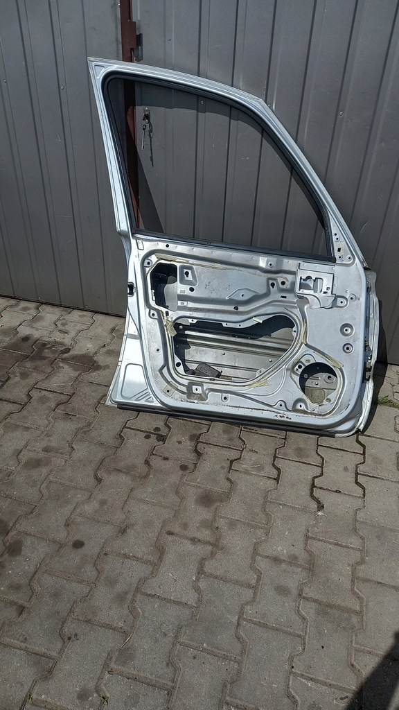 фото №10, Дверь левая перед citroen xsara picasso 02r