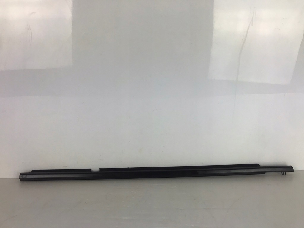 фото №1, Mazda cx-5 i молдинг уплотнитель правый задняя 2012-2017