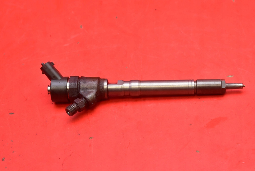 фото №6, Інжектор форсунка 3380027010 kia carens 2 ii 2.0 crdi 111 km 02-06