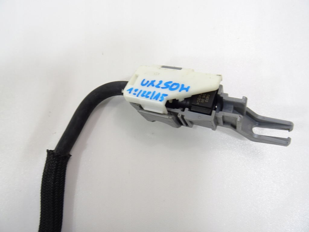 Lexus ux 250h 2.0 гібрид шланг пального 2018- Зі Шроту