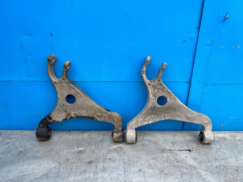 фото №1, Lincoln navigator ii 03- рычаг левый задняя