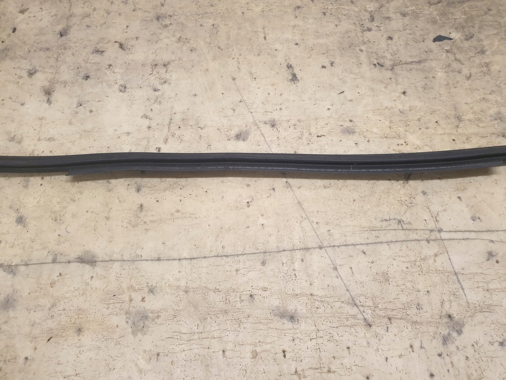 фото №12, Bmw 3 e93 прокладка крыша передняя 7217242