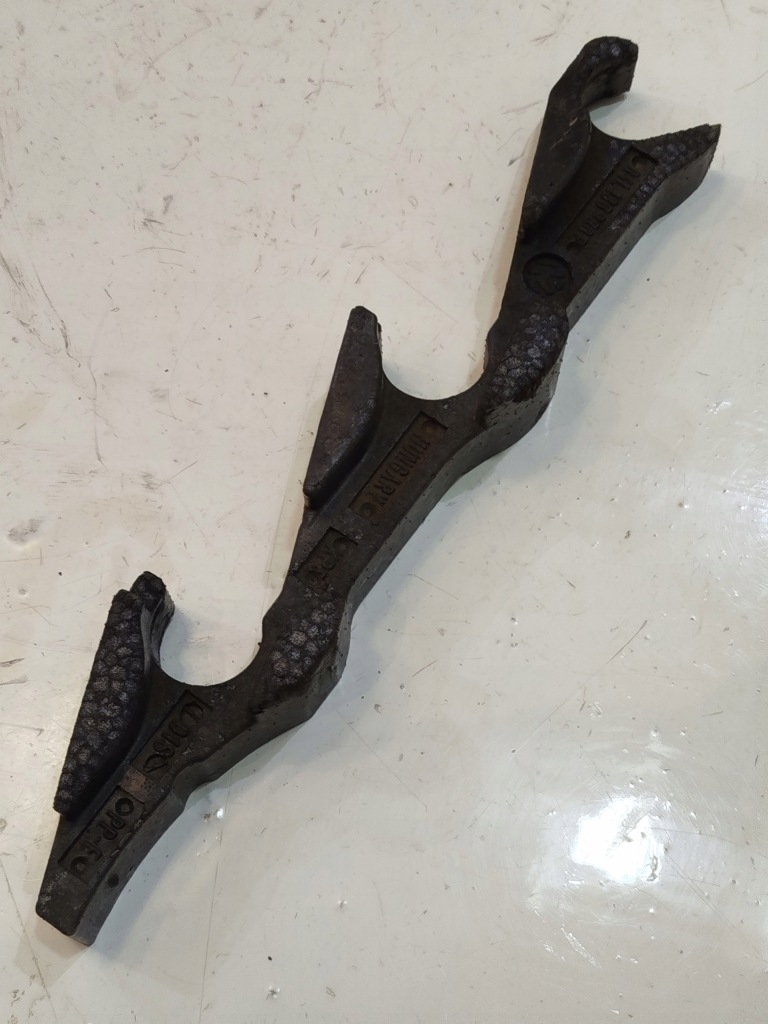 фото №1, Защита форсунок audi a4 b9 04l130380e