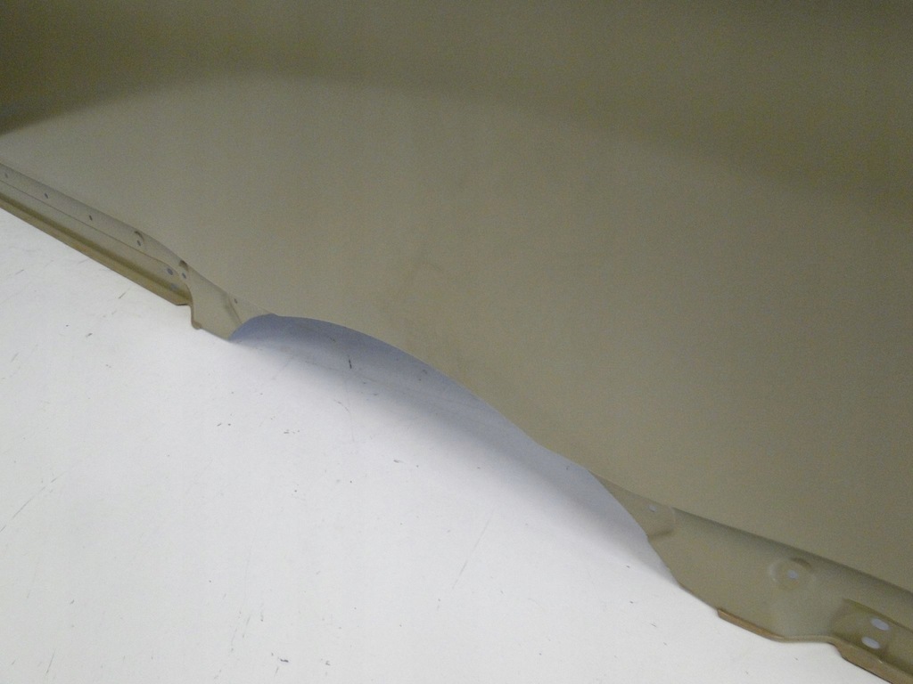 фото №10, Mercedes sprinter 910 крыло задний левый стена