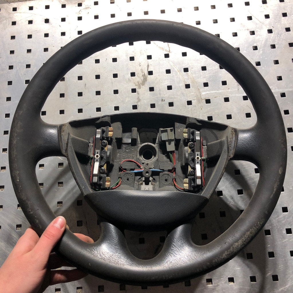 фото №1, Воздуховод renault trafic vivaro 8200201344