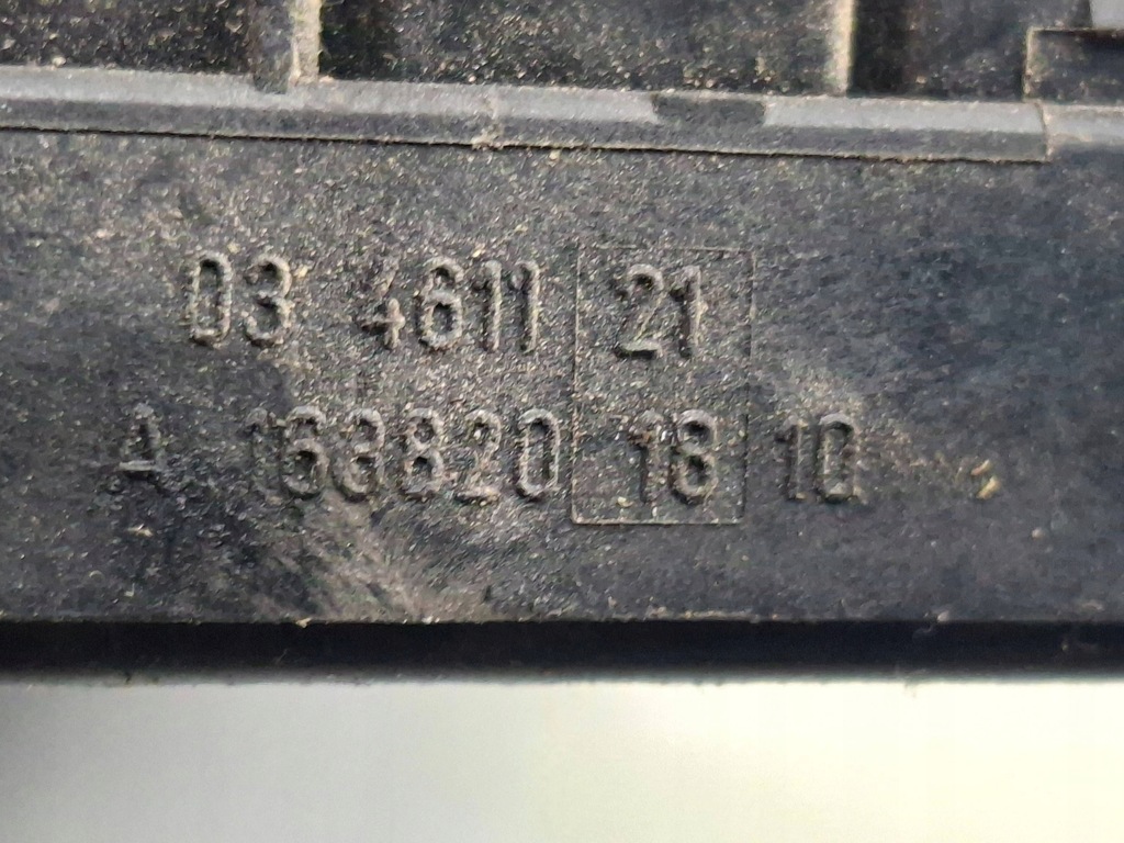 фото №10, Переключатель регулировки сиденье правая сторона mercedes-benz ml w163 a1638201810