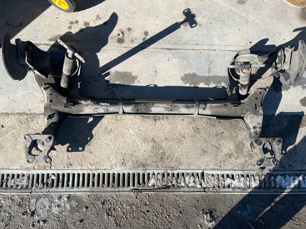 фото №1, Балка подвеска oś задняя opel combo e 2020r