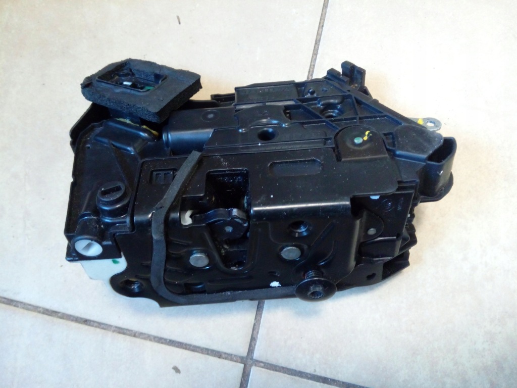 фото №4, Замок двері skoda rapid ii octavia iii перед 5e1 lub задня 5e0 вибір oryg.