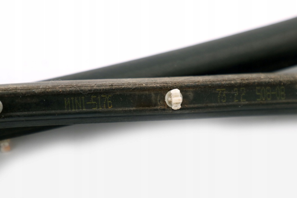 фото №12, Mini f55 прокладка дверь передних 7322508