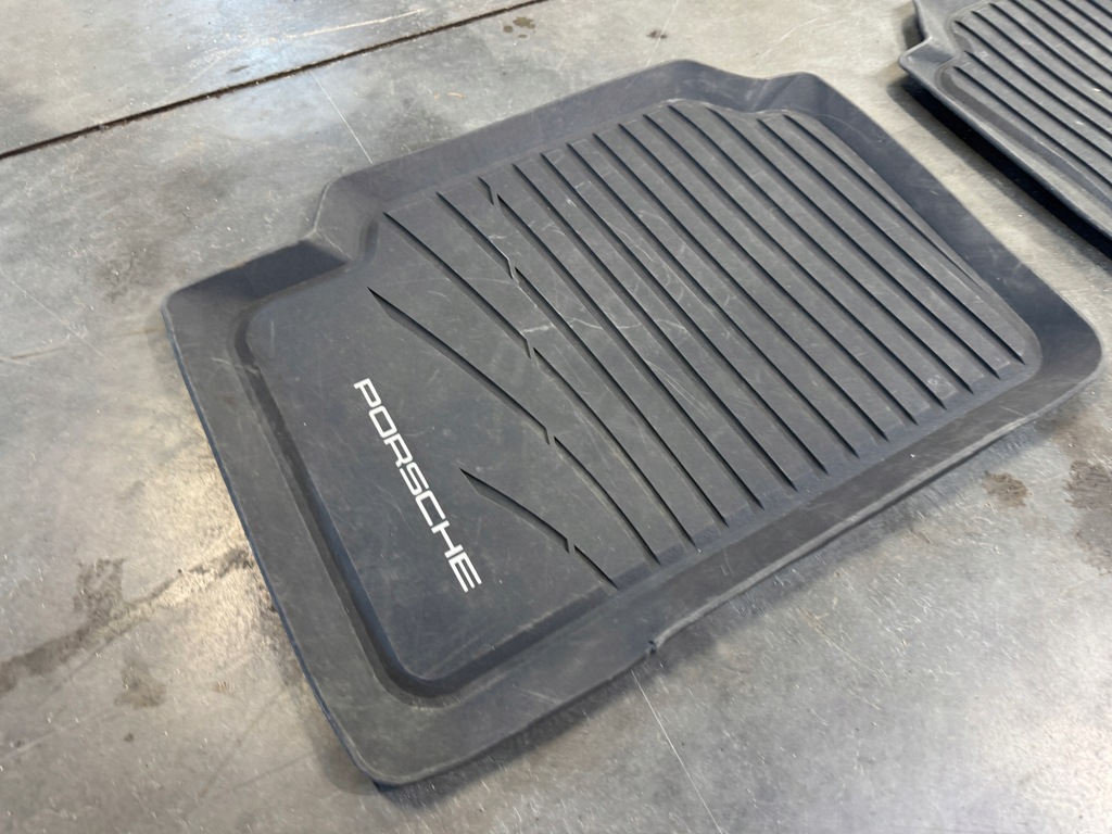 фото №10, Porsche panamera 971 килимки гумові комплект