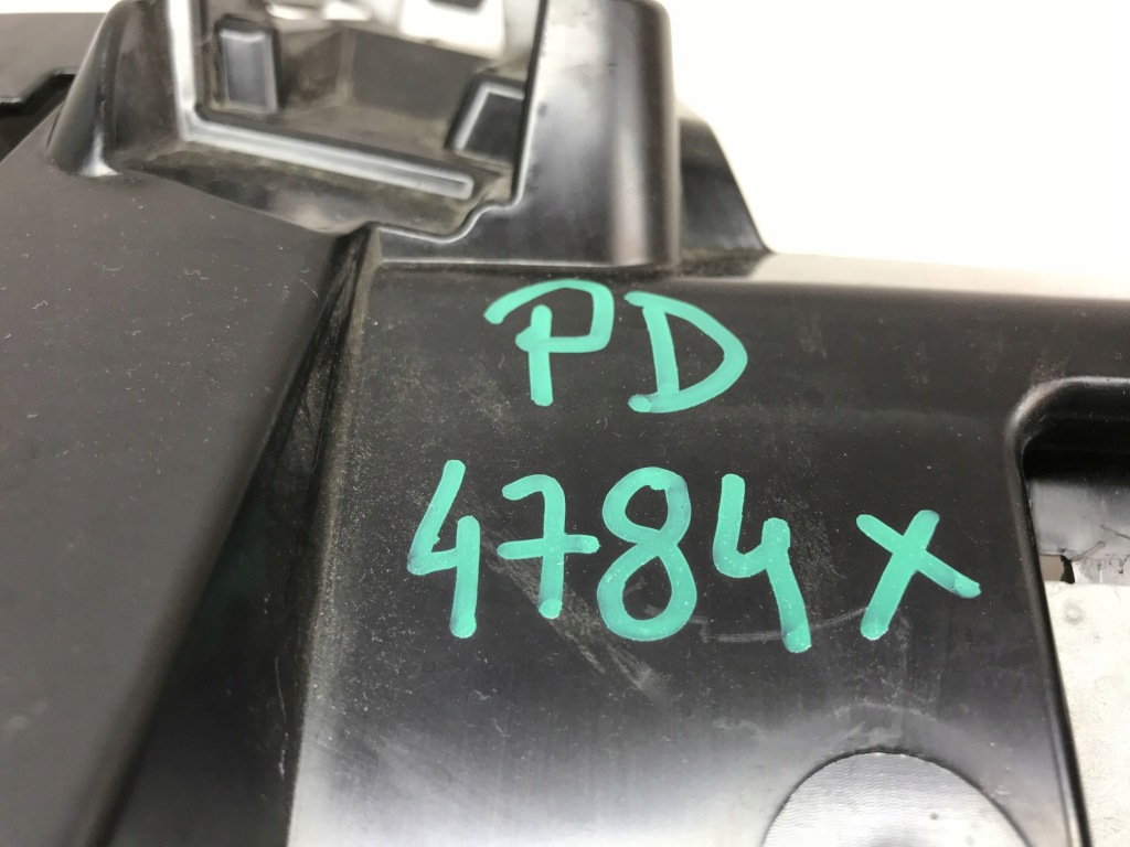 Mercedes glc w254 направляющая бампер левый задняя a2548800000 Цена